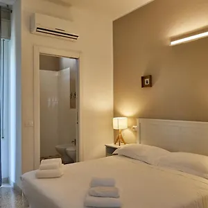 https://hotel-spring-rimini.emilia-romagnahotels.net