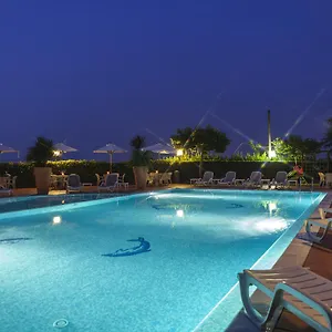 https://hotel-dolci-colli.hotelinveneto.com